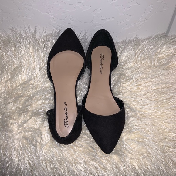 Flats - Picture 1 of 1